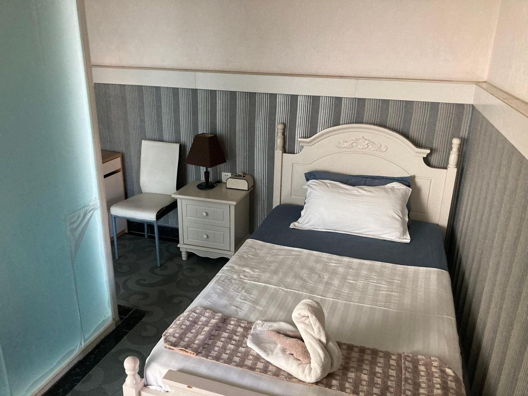 Crystal Beach Hotel 포트빌라 외부 사진